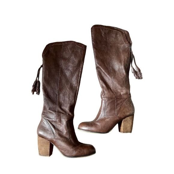 Steve Madden Shoes - STEVE MADDEN Turnerr Brown Leather High Heeled Boot size 8.5